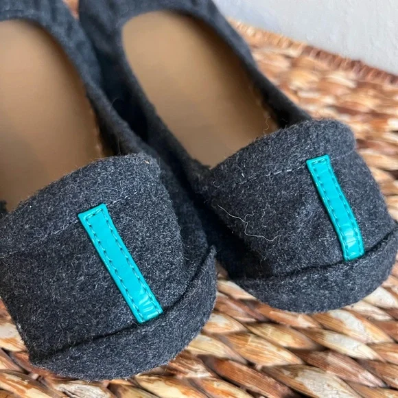 Tieks by Gavrieli Greystone vegan wool gray flats textured slippers shoes 9 - Picture 3 of 9